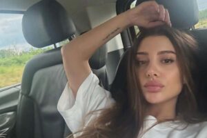 Cristina di Uomini e Donne in primo piano